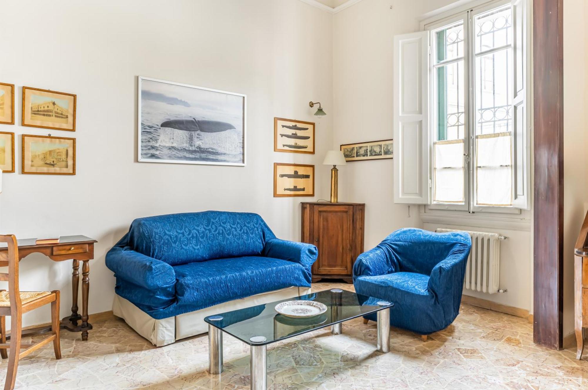 Bright Apartment With Private Garden And Balcony Florenţa Exterior foto